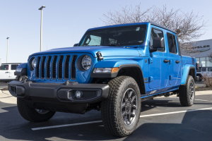 blue-2021-jeep-gladiator