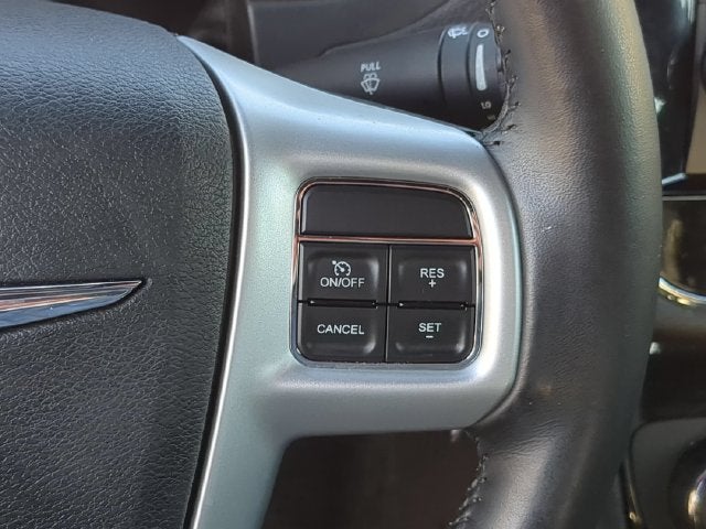 2012 Chrysler 200 Touring