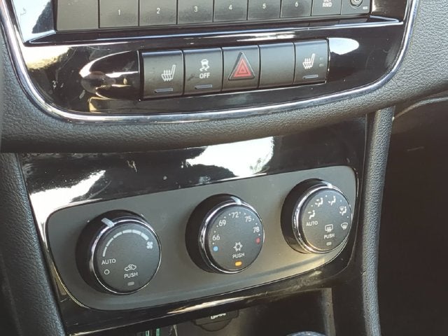 2012 Chrysler 200 Touring