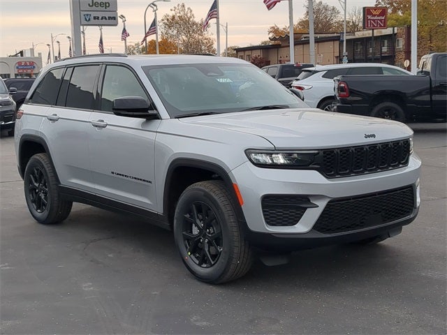 2025 Jeep Grand Cherokee GRAND CHEROKEE ALTITUDE X 4X4