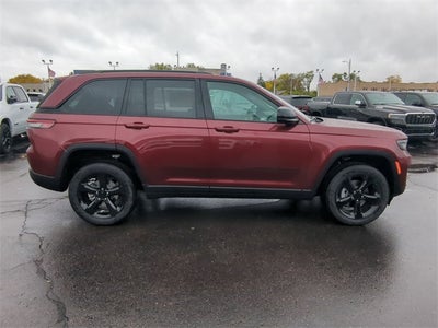 2025 Jeep Grand Cherokee GRAND CHEROKEE ALTITUDE X 4X4