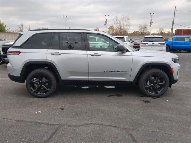 2025 Jeep Grand Cherokee GRAND CHEROKEE ALTITUDE X 4X4
