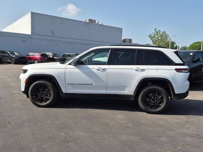 2026 Jeep Grand Cherokee GRAND CHEROKEE LAREDO ALTITUDE 4X4