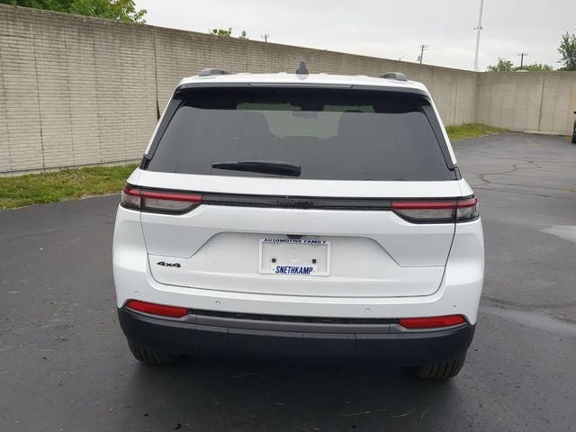 2026 Jeep Grand Cherokee GRAND CHEROKEE LAREDO ALTITUDE 4X4