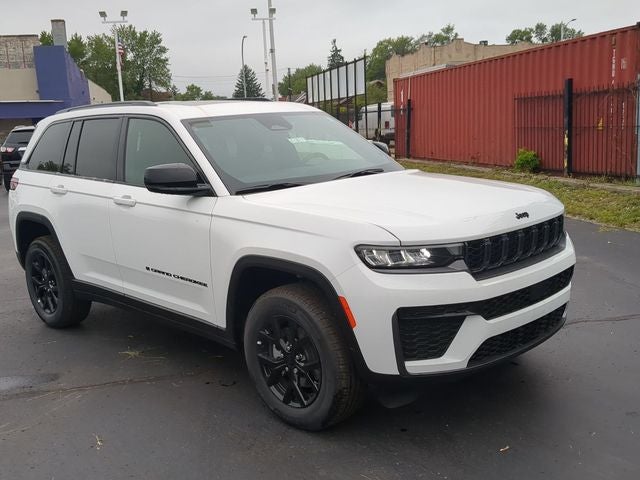 2026 Jeep Grand Cherokee GRAND CHEROKEE LAREDO ALTITUDE 4X4