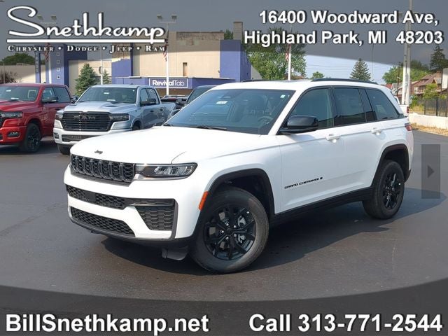 2026 Jeep Grand Cherokee GRAND CHEROKEE LAREDO ALTITUDE 4X4