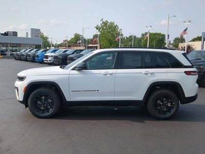 2026 Jeep Grand Cherokee GRAND CHEROKEE LAREDO ALTITUDE 4X4