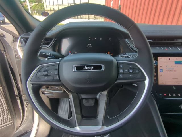 2026 Jeep Grand Cherokee GRAND CHEROKEE LAREDO ALTITUDE 4X4