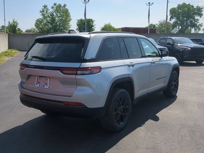 2026 Jeep Grand Cherokee GRAND CHEROKEE LAREDO ALTITUDE 4X4