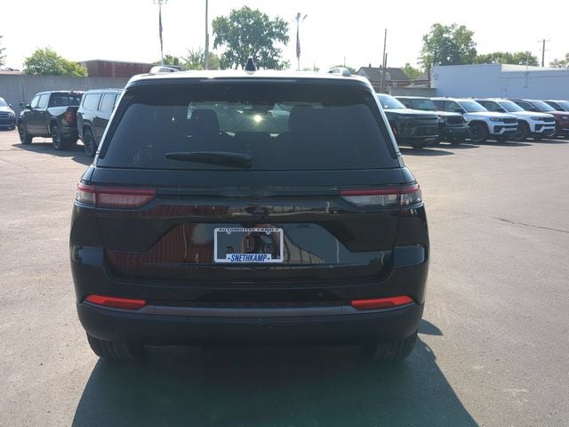 2026 Jeep Grand Cherokee GRAND CHEROKEE LAREDO ALTITUDE 4X4