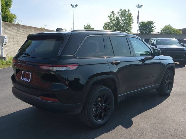 2026 Jeep Grand Cherokee GRAND CHEROKEE LAREDO ALTITUDE 4X4