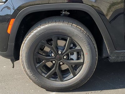 2026 Jeep Grand Cherokee GRAND CHEROKEE LAREDO ALTITUDE 4X4