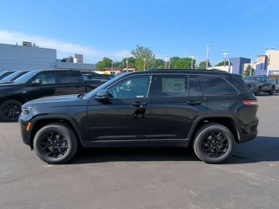 2026 Jeep Grand Cherokee GRAND CHEROKEE LAREDO ALTITUDE 4X4