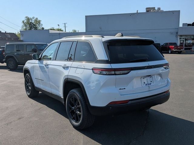 2026 Jeep Grand Cherokee GRAND CHEROKEE LAREDO ALTITUDE 4X4