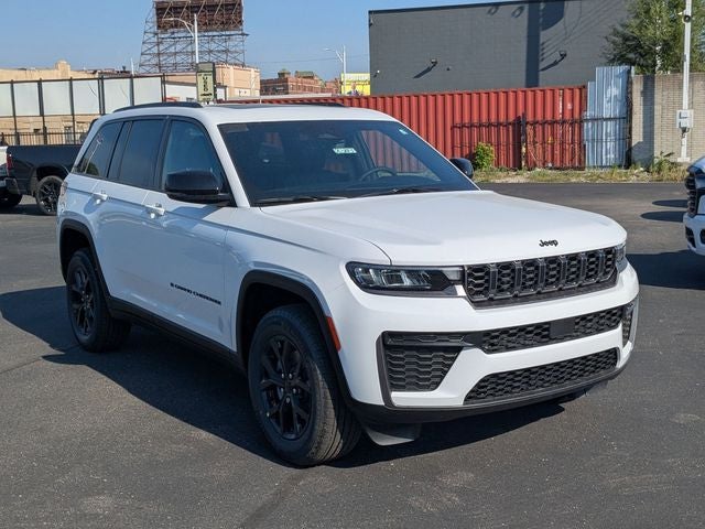 2026 Jeep Grand Cherokee GRAND CHEROKEE LAREDO ALTITUDE 4X4