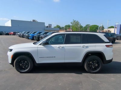 2026 Jeep Grand Cherokee GRAND CHEROKEE LAREDO ALTITUDE 4X4