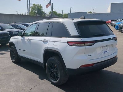 2026 Jeep Grand Cherokee GRAND CHEROKEE LAREDO ALTITUDE 4X4