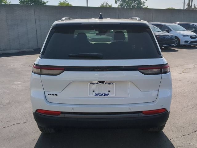 2026 Jeep Grand Cherokee GRAND CHEROKEE LAREDO ALTITUDE 4X4