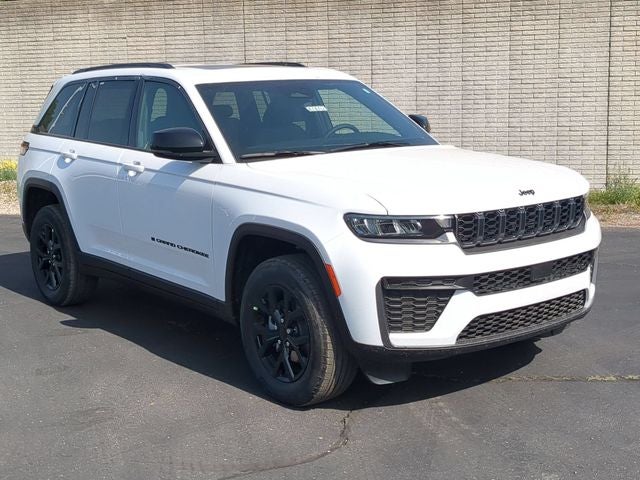 2026 Jeep Grand Cherokee GRAND CHEROKEE LAREDO ALTITUDE 4X4