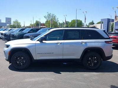 2026 Jeep Grand Cherokee GRAND CHEROKEE LAREDO ALTITUDE 4X4