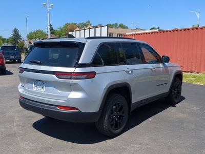 2026 Jeep Grand Cherokee GRAND CHEROKEE LAREDO ALTITUDE 4X4