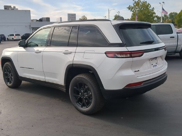 2026 Jeep Grand Cherokee GRAND CHEROKEE LAREDO ALTITUDE 4X4