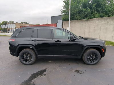 2026 Jeep Grand Cherokee GRAND CHEROKEE LAREDO ALTITUDE 4X4