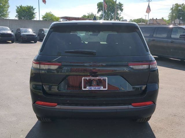 2026 Jeep Grand Cherokee GRAND CHEROKEE LAREDO ALTITUDE 4X4