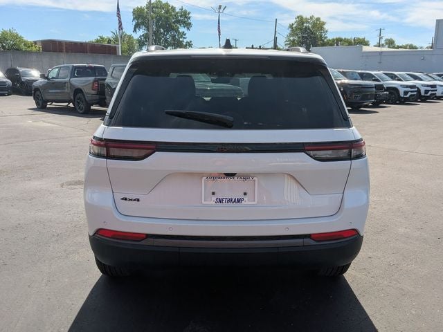 2026 Jeep Grand Cherokee GRAND CHEROKEE LAREDO ALTITUDE 4X4