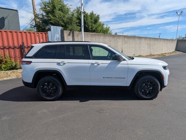 2026 Jeep Grand Cherokee GRAND CHEROKEE LAREDO ALTITUDE 4X4