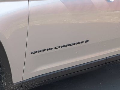 2026 Jeep Grand Cherokee GRAND CHEROKEE LAREDO ALTITUDE 4X4
