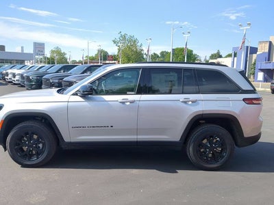2026 Jeep Grand Cherokee GRAND CHEROKEE LAREDO ALTITUDE 4X4