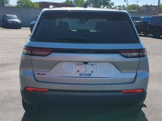 2026 Jeep Grand Cherokee GRAND CHEROKEE LAREDO ALTITUDE 4X4