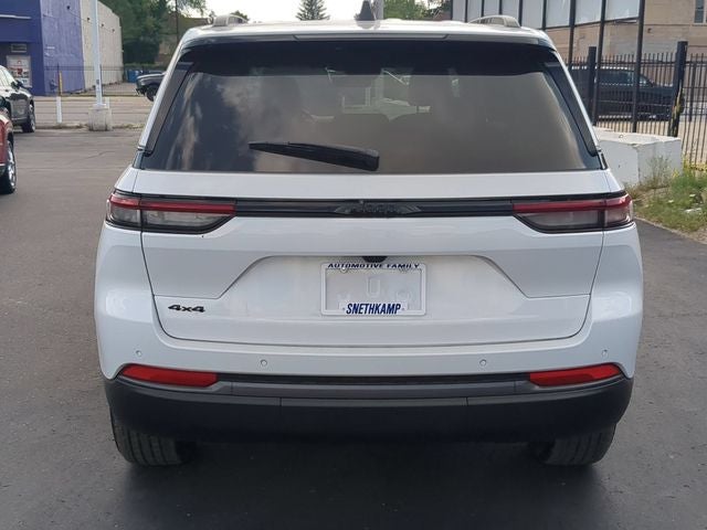 2026 Jeep Grand Cherokee GRAND CHEROKEE LAREDO ALTITUDE 4X4