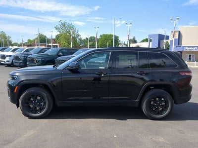 2026 Jeep Grand Cherokee GRAND CHEROKEE LAREDO ALTITUDE 4X4