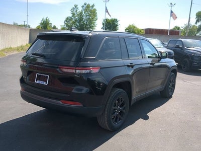 2026 Jeep Grand Cherokee GRAND CHEROKEE LAREDO ALTITUDE 4X4