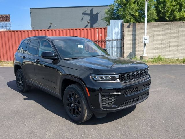 2026 Jeep Grand Cherokee GRAND CHEROKEE LAREDO ALTITUDE 4X4