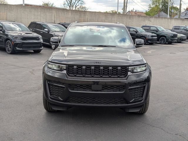 2026 Jeep Grand Cherokee GRAND CHEROKEE LAREDO ALTITUDE 4X4