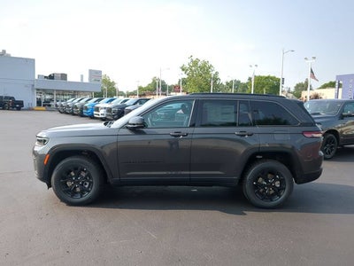 2026 Jeep Grand Cherokee GRAND CHEROKEE LAREDO ALTITUDE 4X4