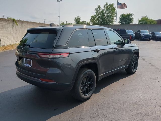 2026 Jeep Grand Cherokee GRAND CHEROKEE LAREDO ALTITUDE 4X4