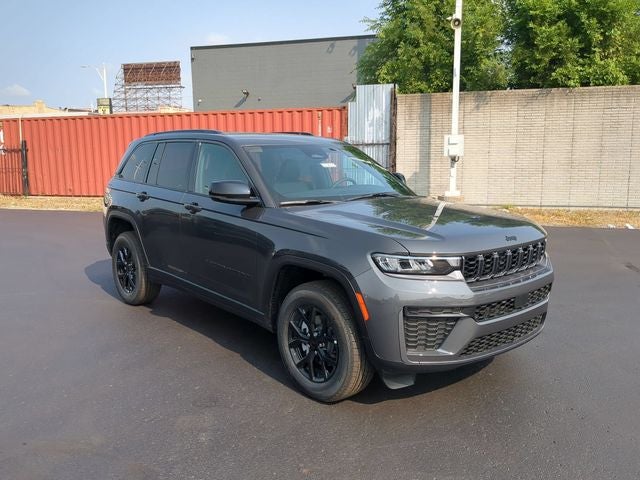 2026 Jeep Grand Cherokee GRAND CHEROKEE LAREDO ALTITUDE 4X4