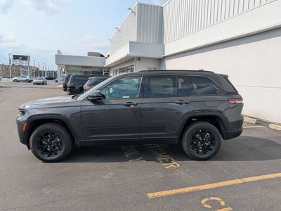 2026 Jeep Grand Cherokee GRAND CHEROKEE LAREDO ALTITUDE 4X4