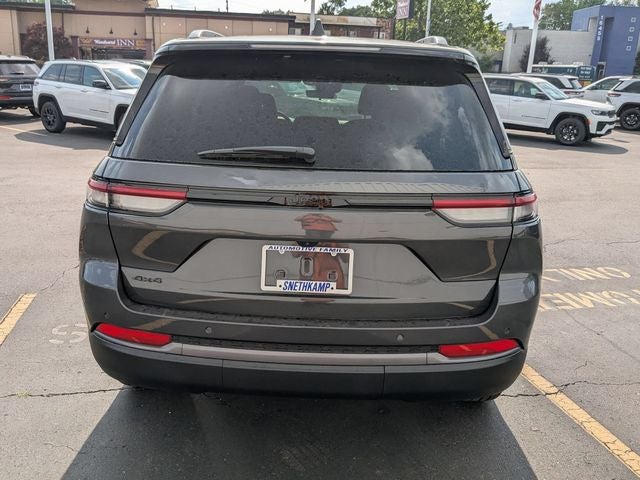 2026 Jeep Grand Cherokee GRAND CHEROKEE LAREDO ALTITUDE 4X4