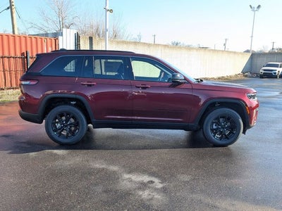 2026 Jeep Grand Cherokee GRAND CHEROKEE LAREDO ALTITUDE 4X4