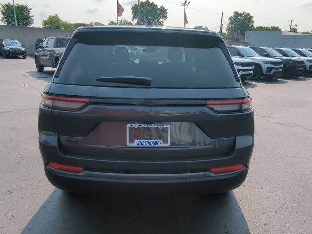 2026 Jeep Grand Cherokee GRAND CHEROKEE LAREDO ALTITUDE 4X4