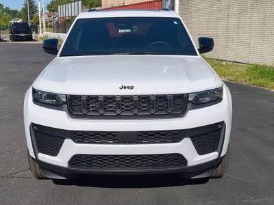 2026 Jeep Grand Cherokee GRAND CHEROKEE LAREDO ALTITUDE 4X4