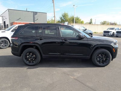 2026 Jeep Grand Cherokee GRAND CHEROKEE LAREDO ALTITUDE 4X4