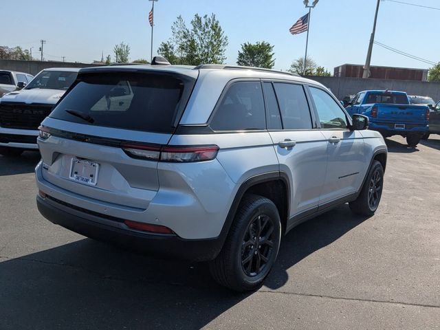 2026 Jeep Grand Cherokee GRAND CHEROKEE LAREDO ALTITUDE 4X4