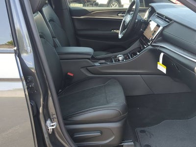 2026 Jeep Grand Cherokee GRAND CHEROKEE LAREDO ALTITUDE 4X4