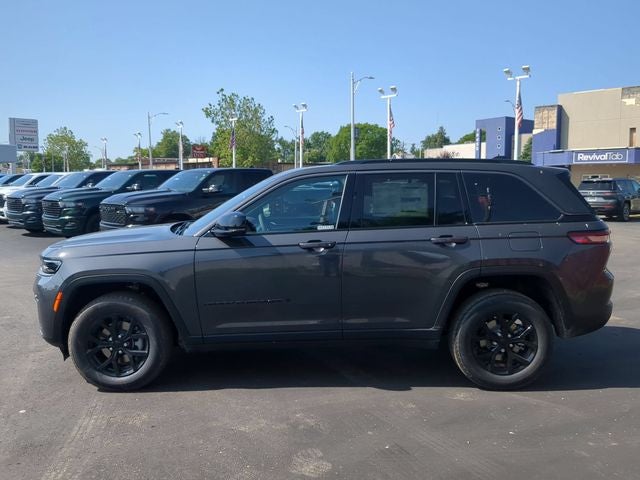2026 Jeep Grand Cherokee GRAND CHEROKEE LAREDO ALTITUDE 4X4